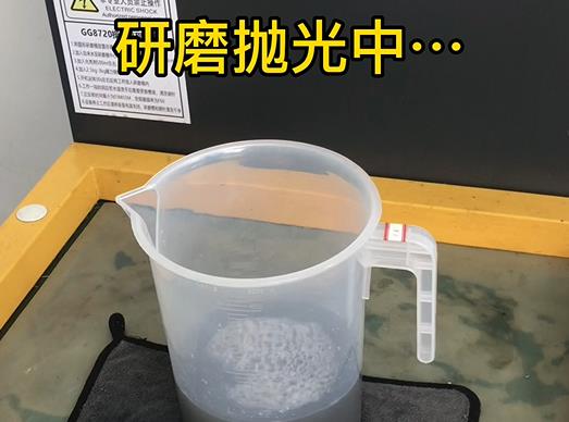 正在文登紫铜高频机配件抛光文登去氧化层